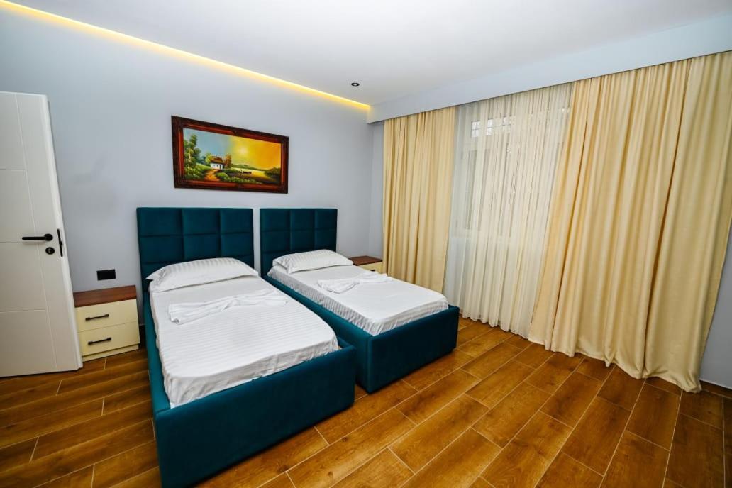 Mon Ami Boutique Hotel Шкодер Экстерьер фото